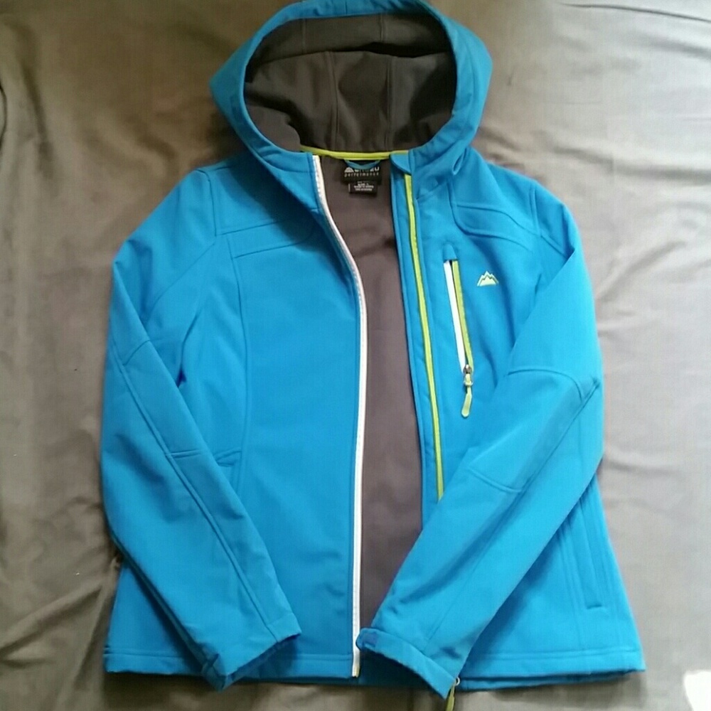Snozu jacket size L